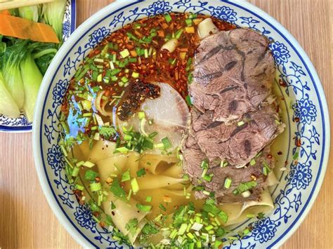   LanzhouLamian:  手打ちの麺と濃厚なスープが織りなす、Lanzhouラーメンの魅力とは？